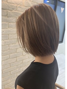 ルイス(L'wis) 愛されベージュ★MAKOTO