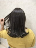 大人かわいい!ミディアムボブ