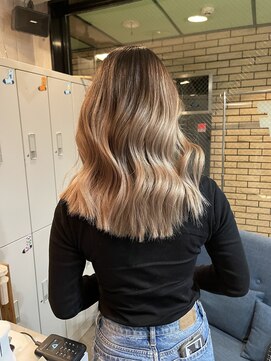 ラフ(LAFF) #黒髪#ボブルフ#ネビージュ#小顔#ワンレン