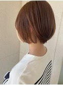 guest snap 透明感ベージュ×ショートボブ