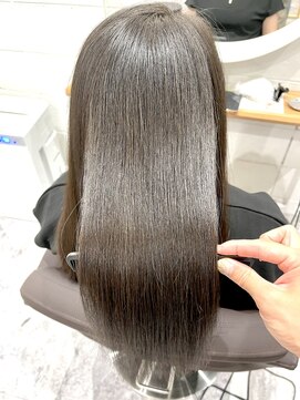 アムヘアー(A.M. hair) 自分史上一番☆柔らか縮毛矯正