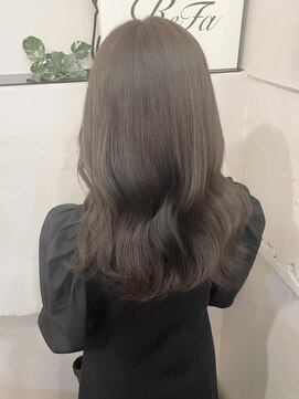 ネオリーブアイム 横浜西口店(Neolive aim) 赤みを抑えたオリーブグレージュ【横浜】