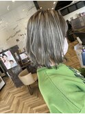 グレージュハイライト
