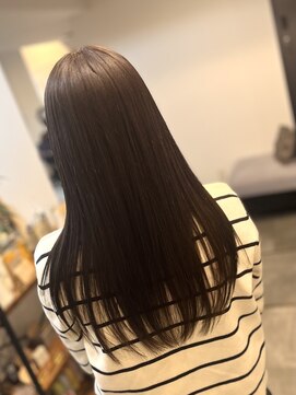 スリー(three) トリートメント　髪質改善トリートメント　艶髪