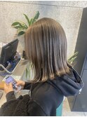 ベージュ× ブラック