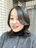 ラウレア(LAULEA)&nbsp;結んでもかわいいレイヤーたっぷりミディアムヘア"くびれミディ"