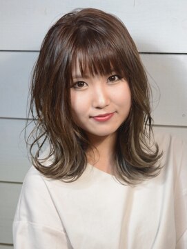 ゴート(Goat) 外ハネミディ