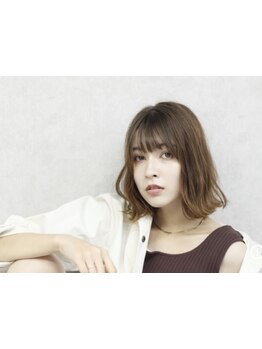 【南越谷／新越谷駅徒歩3分】伸びても白髪が目立ちにくく、ツヤ感のある上品な白髪染めをご提案！