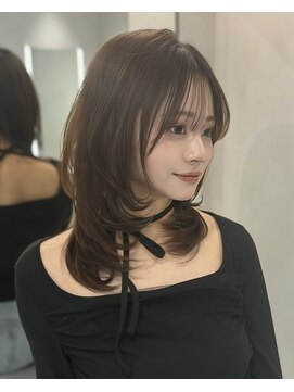 ユーフォリア 池袋東口駅前店(Euphoria) 小顔オルチャンレイヤーミディ◎暗髪グレージュ×くびれ巻き