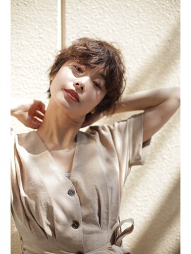 エン(enn) 【enn】　ショートニュアンスパーマ