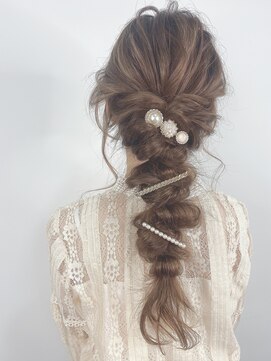 ルービック 難波(Rubik's) 編み下ろしアレンジ(ヘアセット)