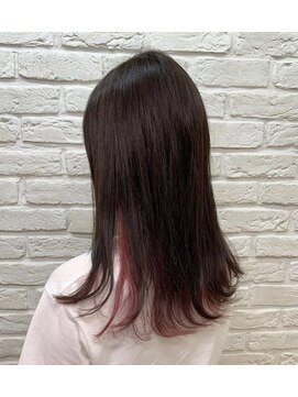 アンククロス 表参道(ANKH CROSS) インナーカラー ダークグレー×チェリーピンク