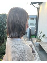 【細めのハイライト】インナーカラー　＃白髪ぼかし