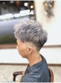 シルバーアッシュ　×  フェード　×  ツーブロック× 左