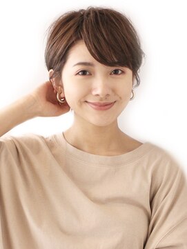 ロビー 表参道(ROBBY) トップふんわり耳掛けショート／前髪あり／表参道／30代40代50代