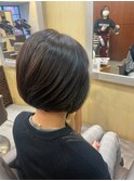 大人可愛い30代40代前下がりショートボブ丸みショート♪
