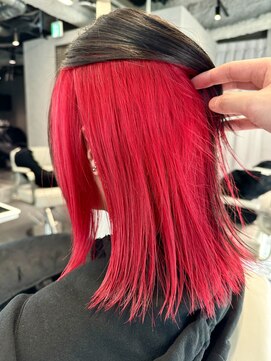 リラス 博多(rilas) インナーカラー　派手髪　ブリーチ