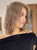 エイトデイズ 三宮駅前店(EIGHT days) ミルクティーベージュ