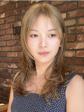 ボコカ(bococa) ブリーチベージュロングレイヤーハッシュカット