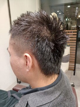 タヤ 町田店(TAYA) トップ長めの清潔感ショート