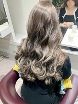 レラート デザイン コスタ 浦和(Relato DESIGN COSTA)&nbsp;コテ巻き×グレージュ