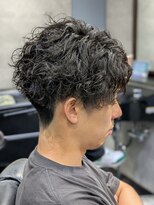バーバーハウス ラヴィ(Barber House Lavie)&nbsp;ツーブロマッシュ×スパイラルパーマ/メンズカット/メンズ /