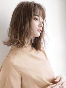 トッカ ヘアアンドトリートメント 難波店 エアリー×外ハネロブ