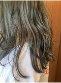 透明感グレーアッシュ