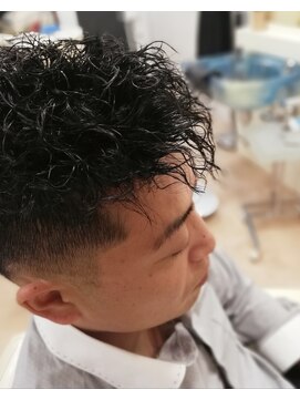 プロペラスタイル ヘアーメイク ミックスパーマ