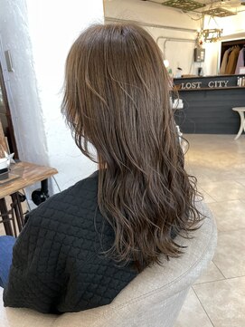 ロストシティ 横浜(LOST CITY) ブリーチなしグレージュ