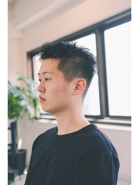 フェイヴィーズ(FavyS) スパイキーショートヘア 大阪美容室メンズカット