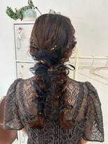 ルーナ(Luna)&nbsp;リボンたっぷり◎ふわっとツイン編みおろし