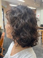 エルマノ 仙川(L mano)&nbsp;ふわふわミディアム癖毛風パーマ