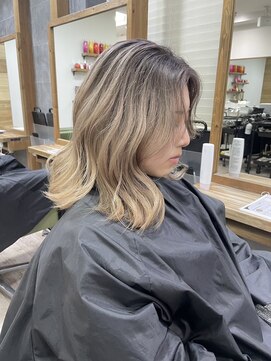 ジゼル(gisele) シャドールーツ