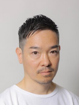 ジュネスゼロイチ(JUNES 01)の写真/【メンズオンリーサロン】ONもOFFもキマるフェードカットで男らしく清潔感のあるスタイルへ。