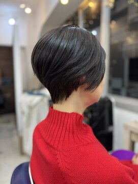 ヘアサロン プラス アーティスタ(hair salon + artista) ショートボブ