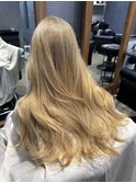 顔型別ヘアスタイル特殊　イエローゴールドブロンド