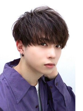 ナチュラル 渋谷(NATURAL) フェザーパーマ/スパイキーショート/サーフカール[メンズ/渋谷]