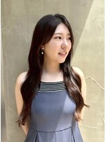 ヴィサージュバスク(VISAGE ba.s.k) 柔らか透明感で夏の素肌映えカラー◎