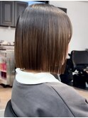 切りっぱなしボブ/ヘイリーボブ/ぱつっとボブ