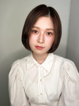 カバーヘア ブリス 大宮西口(COVER HAIR bliss) ナチュラルブラウン小顔前下がりワンレンボブp1大宮20代30代40代