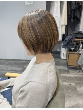 エスト 小倉(est) ショートボブ