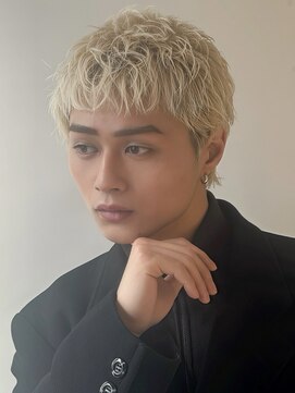 アリエッタ(aRietta) 金髪/短髪/ベリーショート