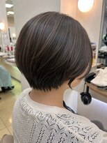 ブルースカイ 二俣川ドンキホーテ店(Blue-Sky) 大人の品格を引き出す、柔らかショートボブ