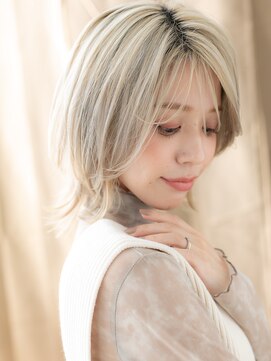 カバーヘアアンドスパ ブリス 浦和(COVER HAIR&SPA bliss) ダブルカラーホワイトグレージュくびれレイヤーウルフ10代20代X
