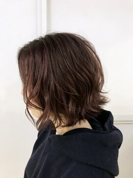 シアン(CYAN) 前下がりボブ×チェリーピンクアッシュ