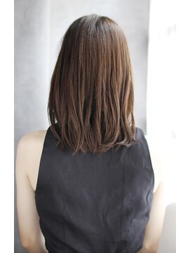 シュシュット(chouchoute) 吉祥寺/大人かわいいマッシュショートボブカーキグレージュ/021