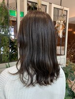 フラット 千葉(Flat.) オリーブブラウン×ゆるふわコテ巻き【千葉】