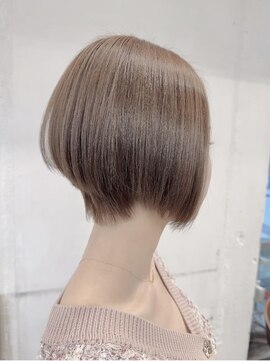 スタンス(stance) ダメージレス~髪質改善カラーシルバーベージュ