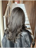 シアベージュ×透明感